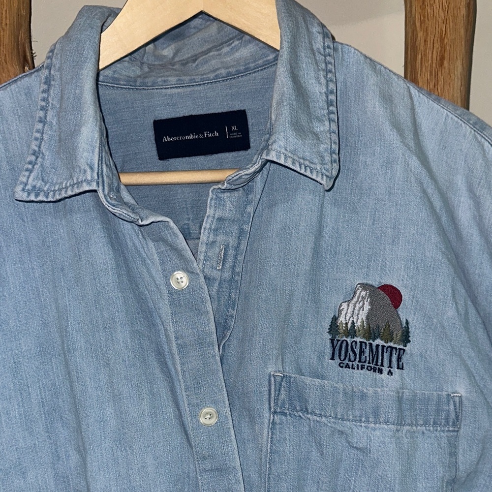 Abercrombie & Fitch Button Down Denim Yosemite National Park Shirt
